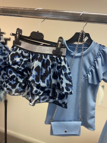 212d5d4d 48be 4349 b011 bab806ea3886