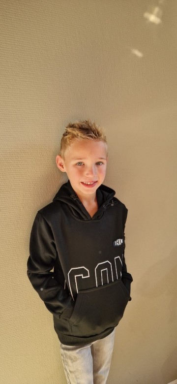 2e9b18ae 3ff5 4f83 9527 b595a96aafc4