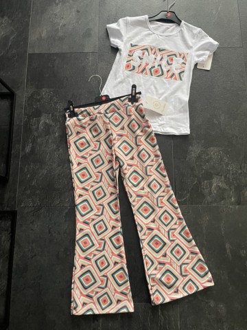 D2d0e83f b5dd 457a ad0b 2d62c6e21ed4